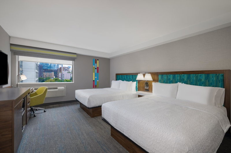 Hampton Inn & Suites by Hilton Toronto Downtown, Church-Yonge Corridor, Canada