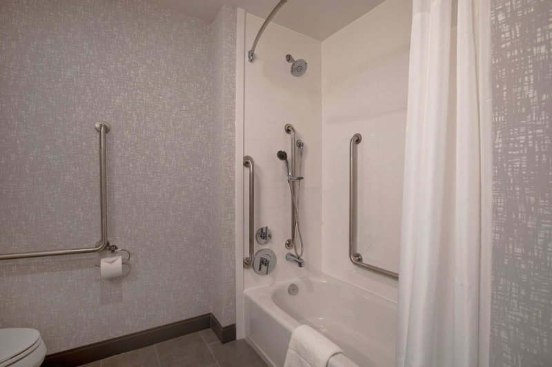 Hampton Inn & Suites Ottawa West, Ontario, Canada, Nepean, Canada