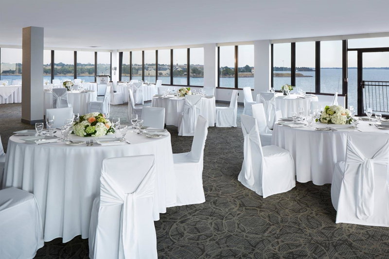 Delta Hotels by Marriott Kingston Waterfront, Kingston, Канада