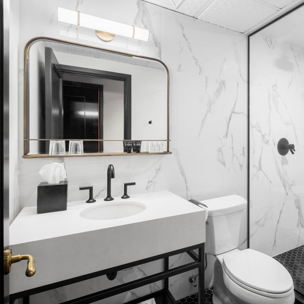 The Broadview Hotel, South Riverdale, Канада