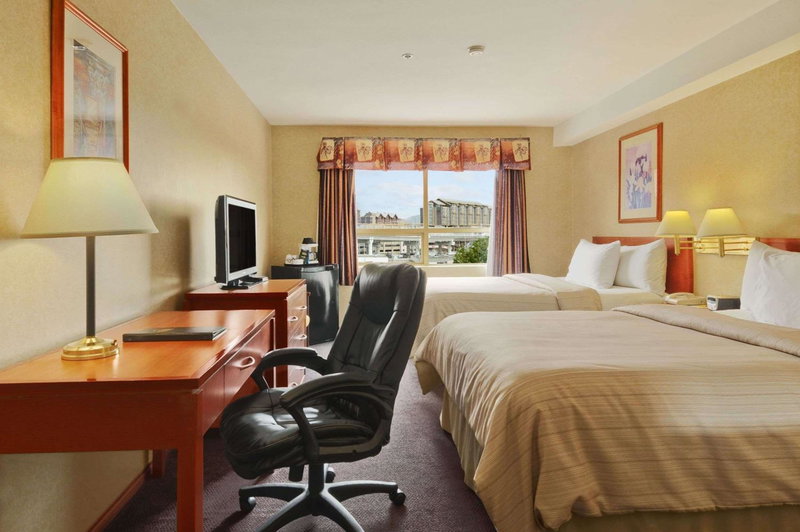 Days Inn by Wyndham Vancouver Airport, Richmond, Canada