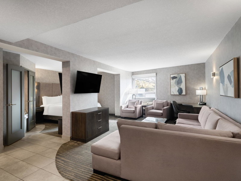 Holiday Inn Calgary Airport by IHG, Calgary, Канада