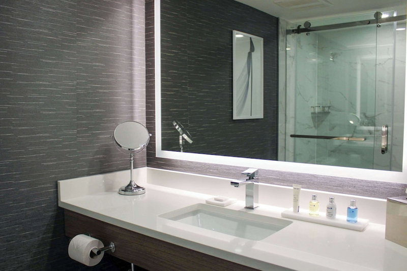 Radisson Blu Vancouver Airport Hotel & Marina, Richmond, Canada