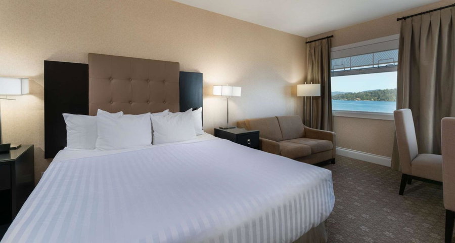Prestige Oceanfront Resort, WorldHotels Luxury, Langford, Canada