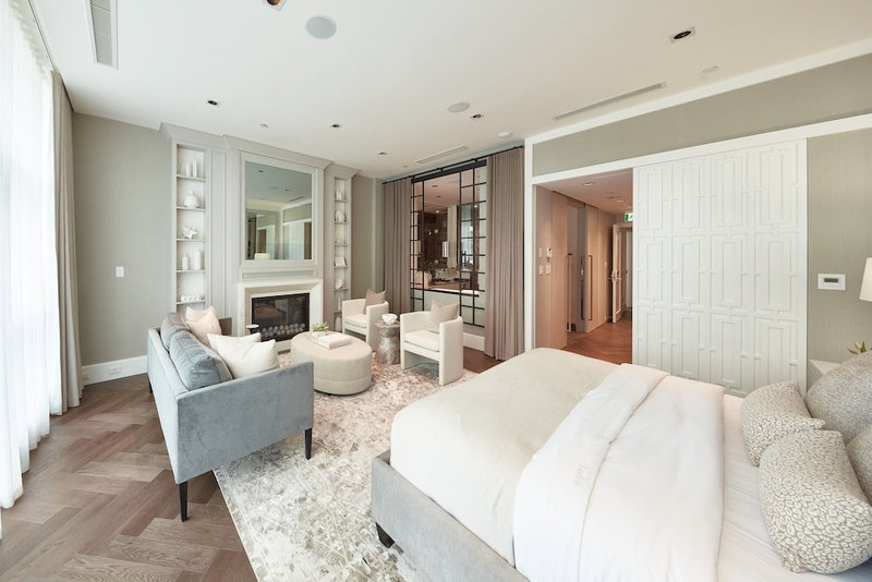 Loden Hotel, West End, Canada