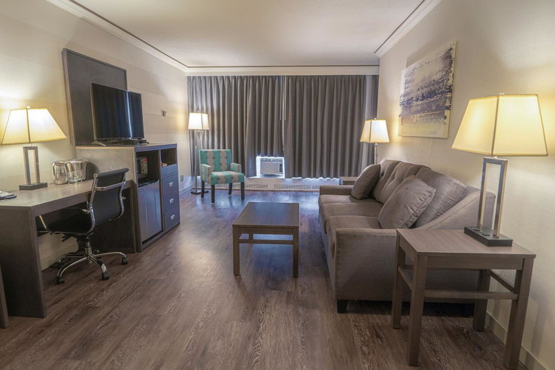 Best Western Plus Sands, West End, Canada