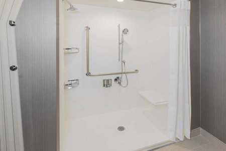 Courtyard by Marriott Burlington-Oakville, Burlington, Canada