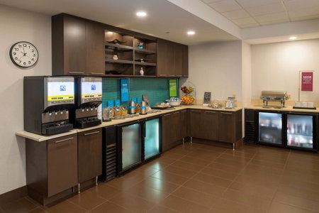 Hampton Inn & Suites by Hilton Dartmouth - Halifax, Dartmouth, Канада