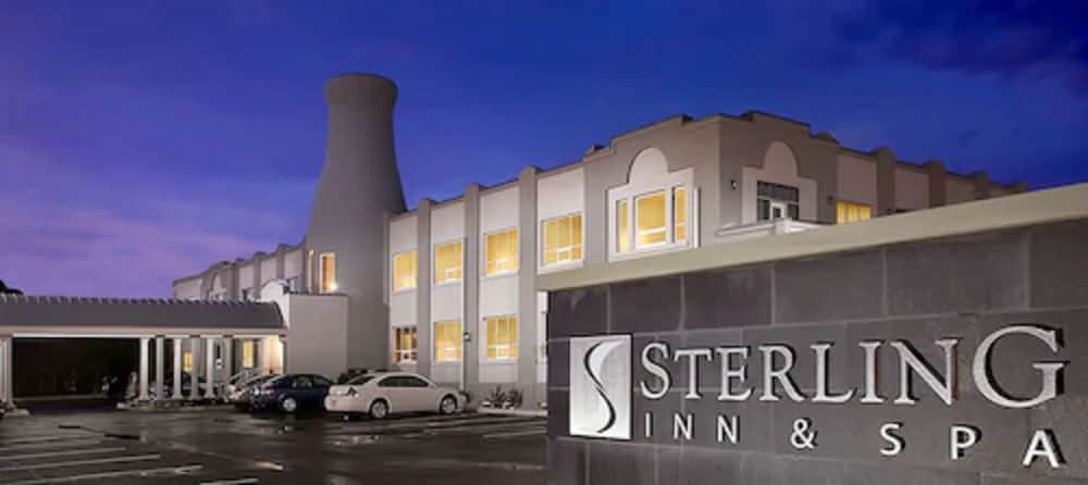 Hôtel · Sterling Inn & Spa - an Ontario's Finest Inn, Niagara Falls