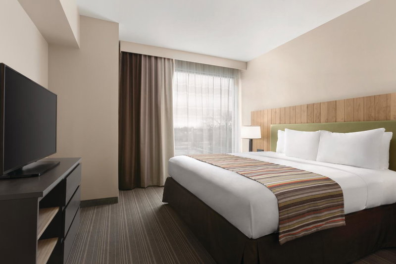 Country Inn & Suites by Radisson, Belleville, ON, Belleville, Canada