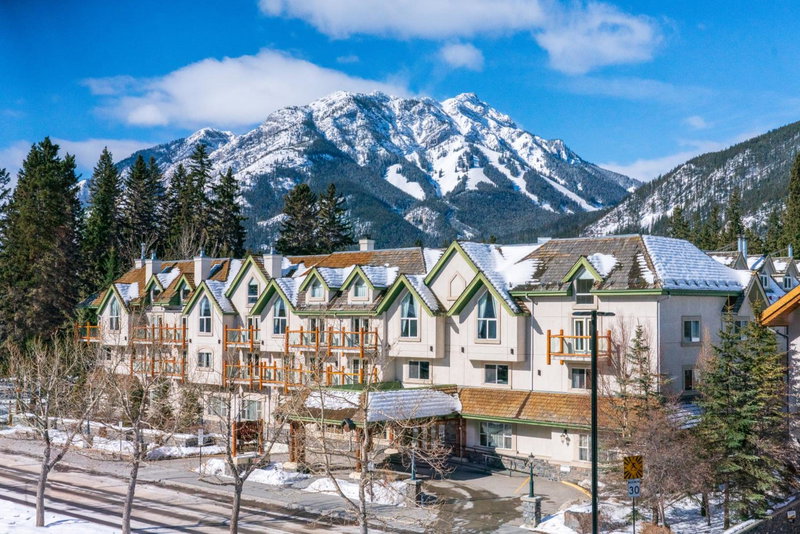 The Rundlestone Lodge, Banff, Canadá