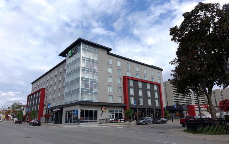 Holiday Inn Express & Suites Oshawa Downtown - Toronto Area by IHG, Oshawa, Canada