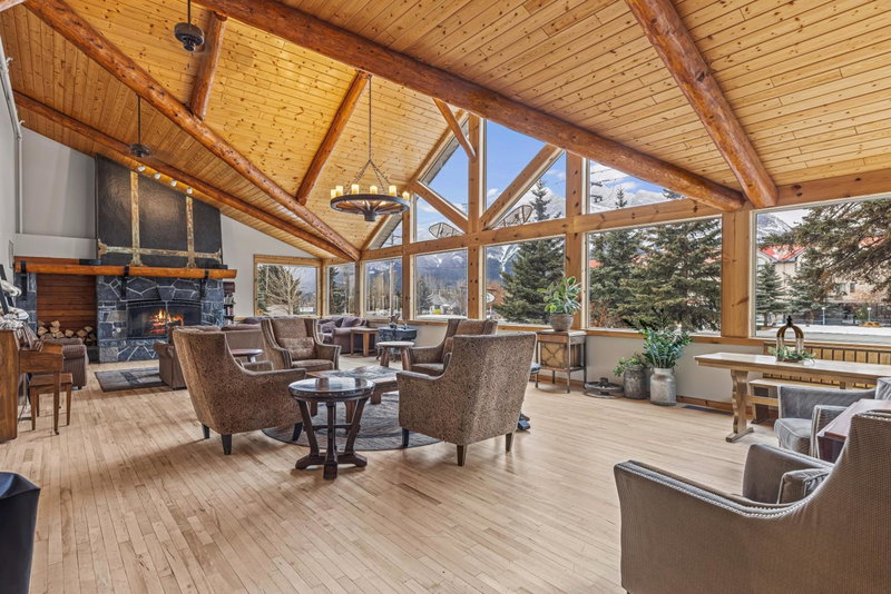Canmore Rocky Mountain Inn, Canmore, Canada