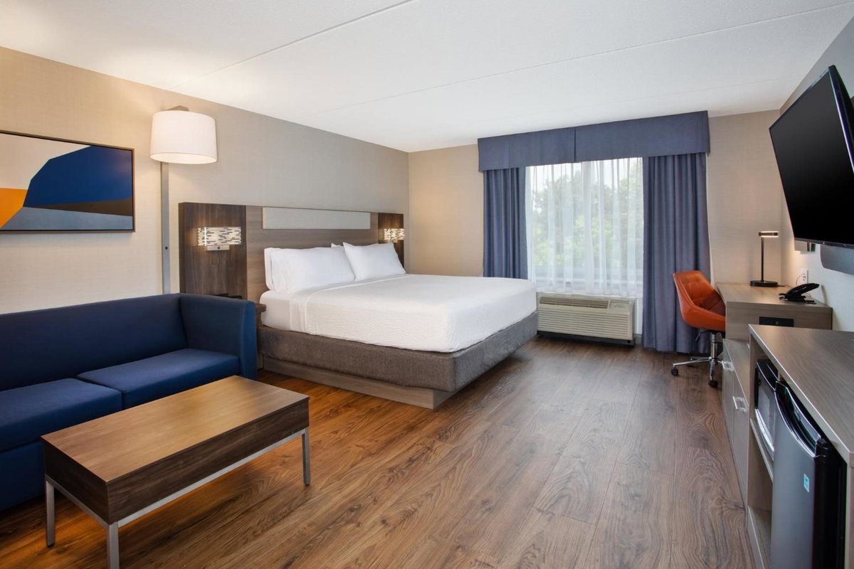 Holiday Inn Express Kingston Central by IHG, Canada