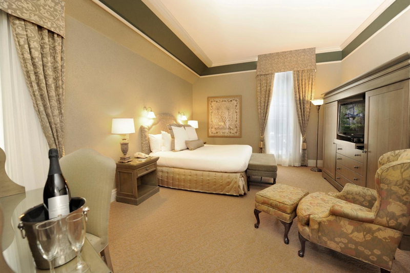 Old Mill Toronto Hotel, Stonegate-Queensway, Canada