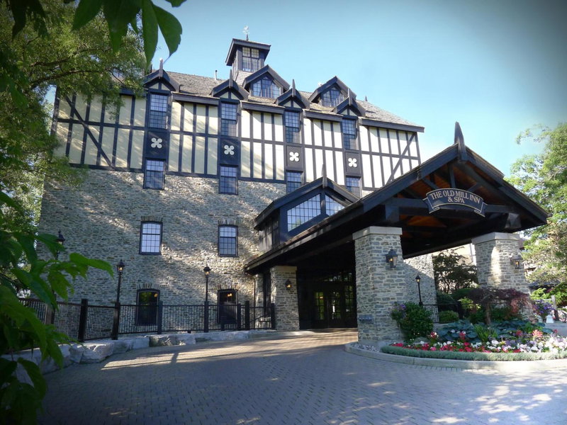 Old Mill Toronto Hotel, Stonegate-Queensway, Canada