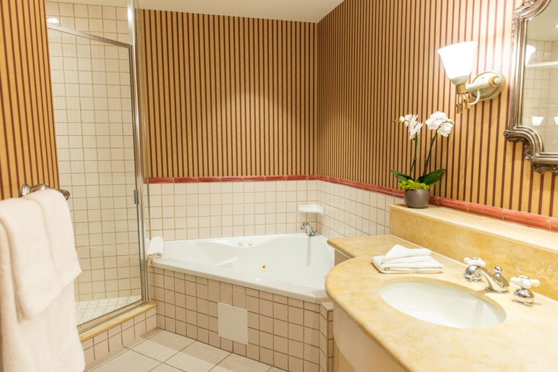 Old Mill Toronto Hotel, Stonegate-Queensway, Canada