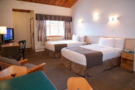 Rocky Mountain Ski Lodge, Canmore, Canada