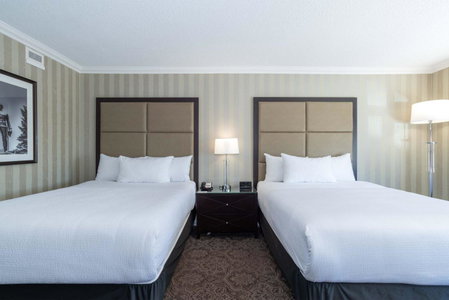 Sandman Signature Edmonton Downtown Hotel, Edmonton, Canada