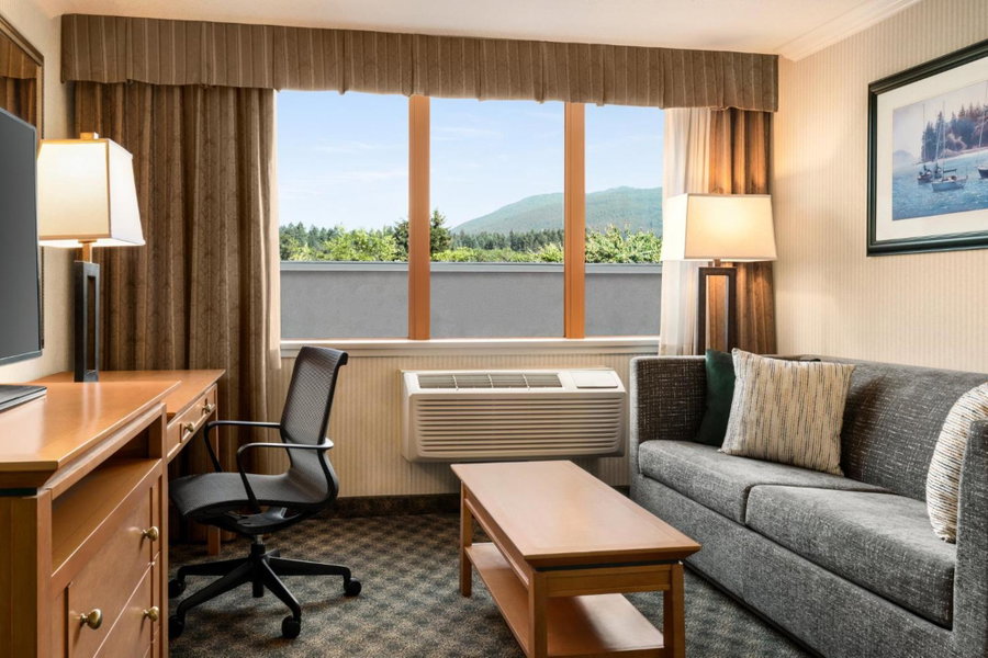 DoubleTree by Hilton North Vancouver, North Vancouver, Canadá