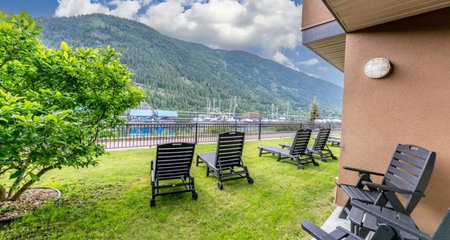 Prestige Lakeside Resort, WorldHotels Elite, Nelson, Canada