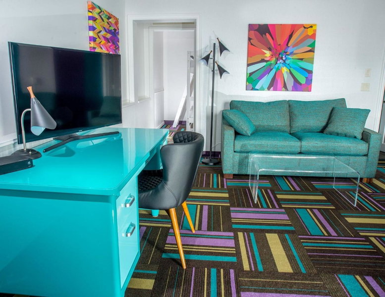 Hotel Zed Kelowna, Kelowna, Канада