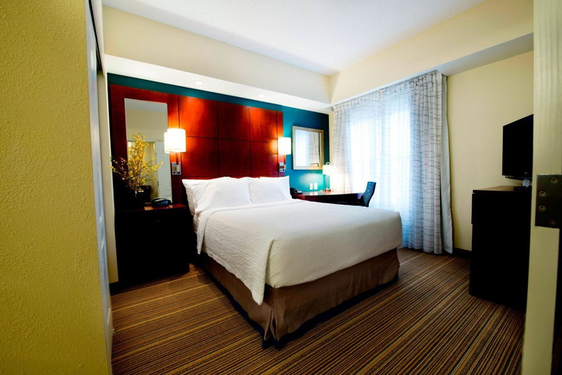 Residence Inn by Marriott Toronto Vaughan, Black Creek, Канада