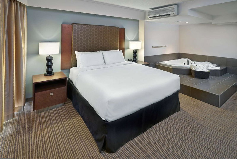 DoubleTree by Hilton Hotel & Conference Centre Regina, Regina, Canada