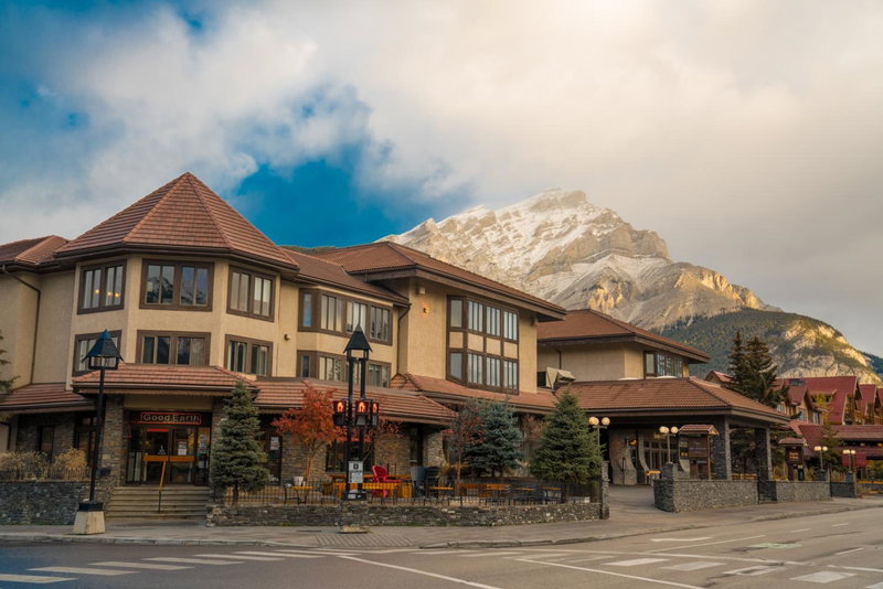 Elk + Avenue Hotel, Banff, Canadá