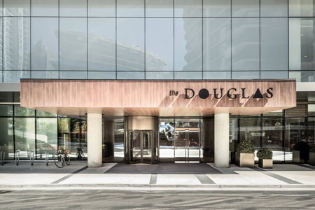 the DOUGLAS, Autograph Collection, West End, Canadá