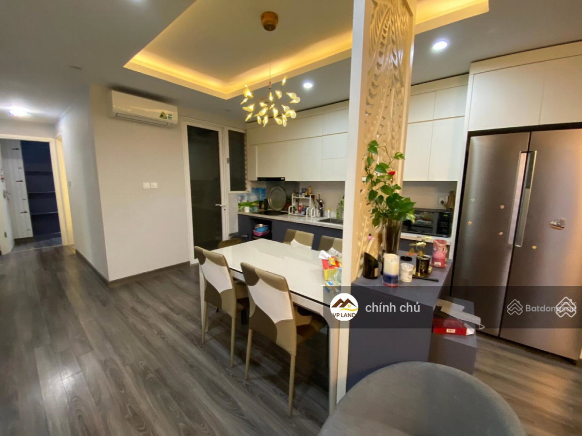 La Casta Van Phu Project, Việt Nam