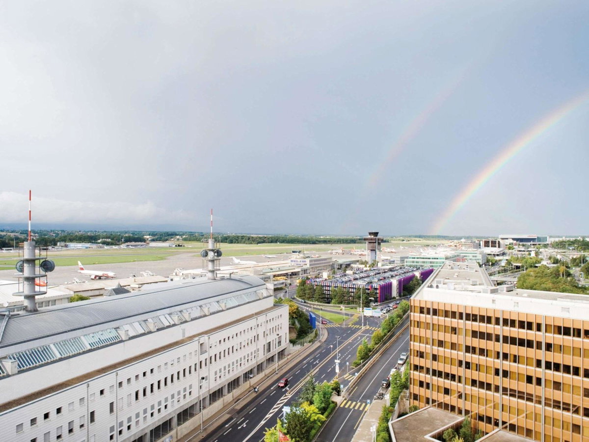 Mövenpick Hotel Geneva, Швейцария