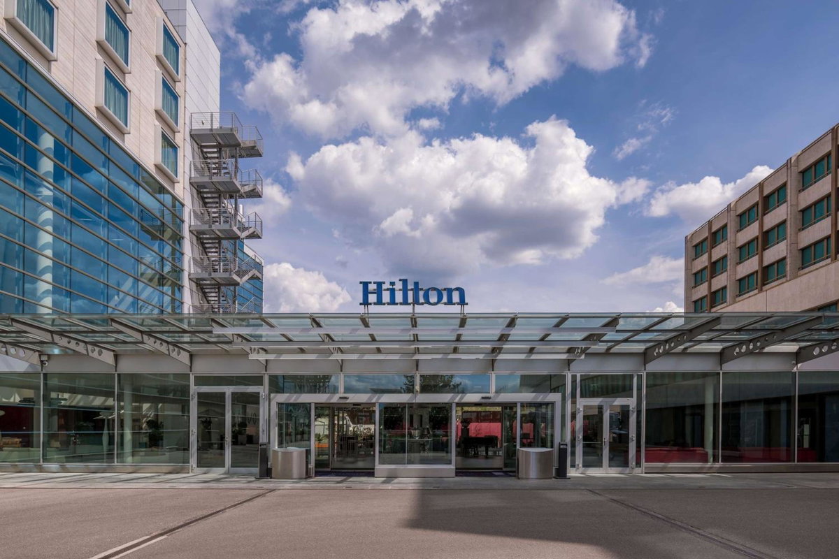 Отель · Hilton Geneva Hotel and Conference Centre, Meyrin
