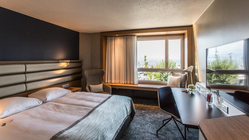 Mövenpick Hotel Lausanne, Lausanne, Швейцария