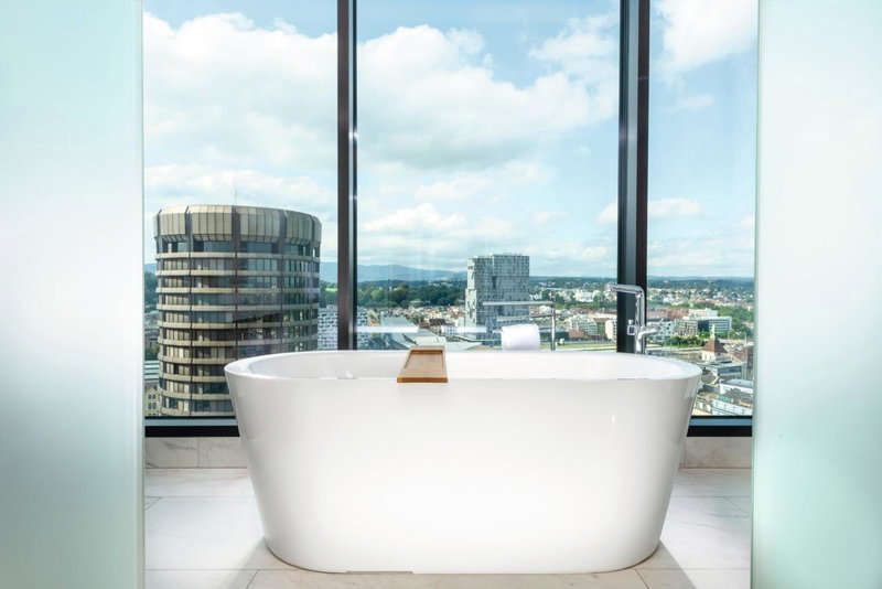 Mövenpick Hotel Basel, Basel, Suiza