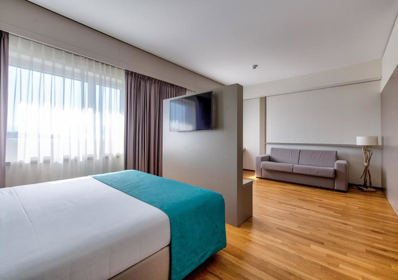Aquatis Hotel, Pully, Suisse