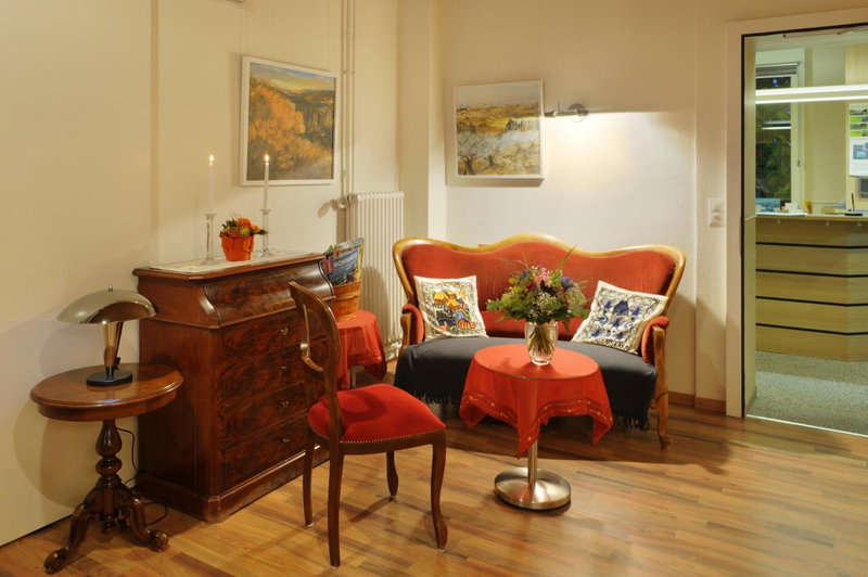 Hotel Derby Interlaken - self check-in, Steffisburg, Швейцария