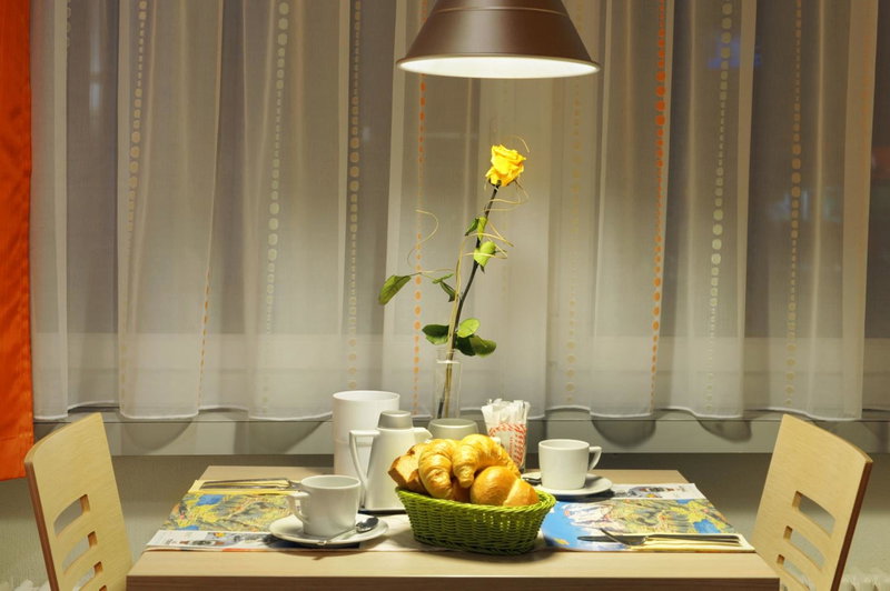 Hotel Derby Interlaken - self check-in, Steffisburg, Швейцария