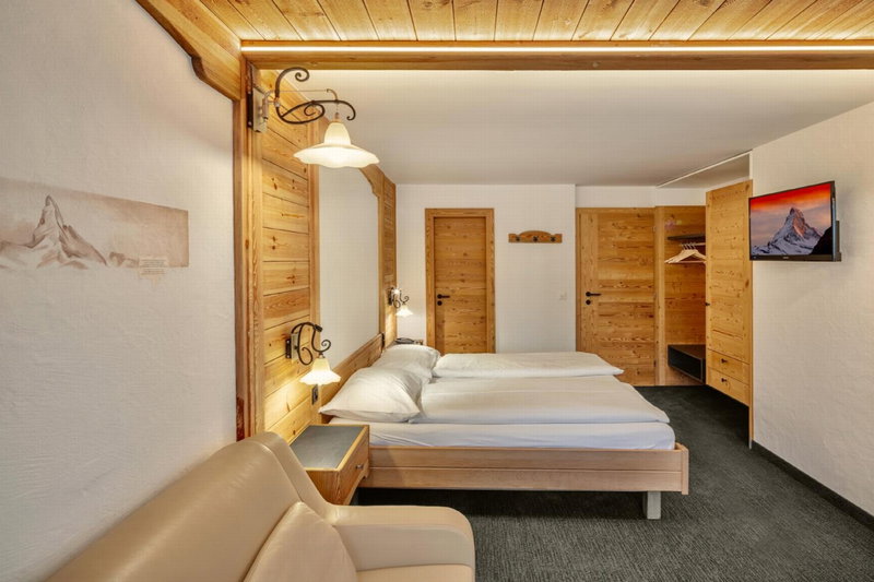 Hotel Antika, Zermatt, Швейцария