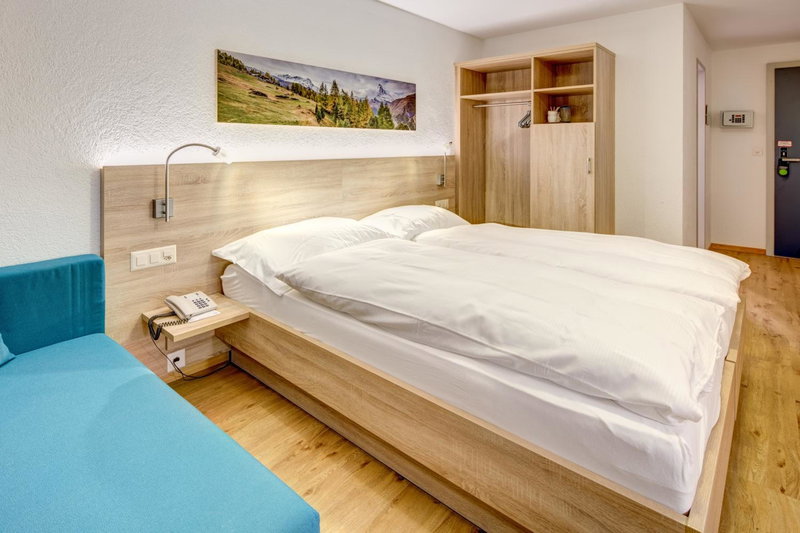 Matterhorn Inn - Wellness & Dining - at Zermatt Shuttle Station, Täsch, Schweiz