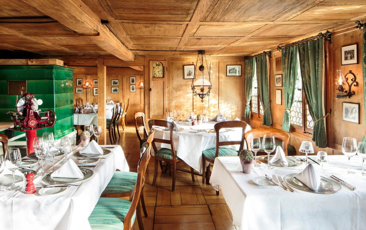 Swiss-Chalet Merlischachen - Romantik Schloss-Hotel am See, Switzerland