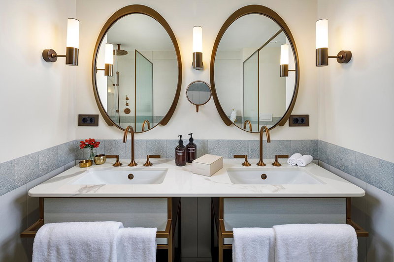 Small Luxury Hotel Ambassador Zurich, Zurich, Швейцария