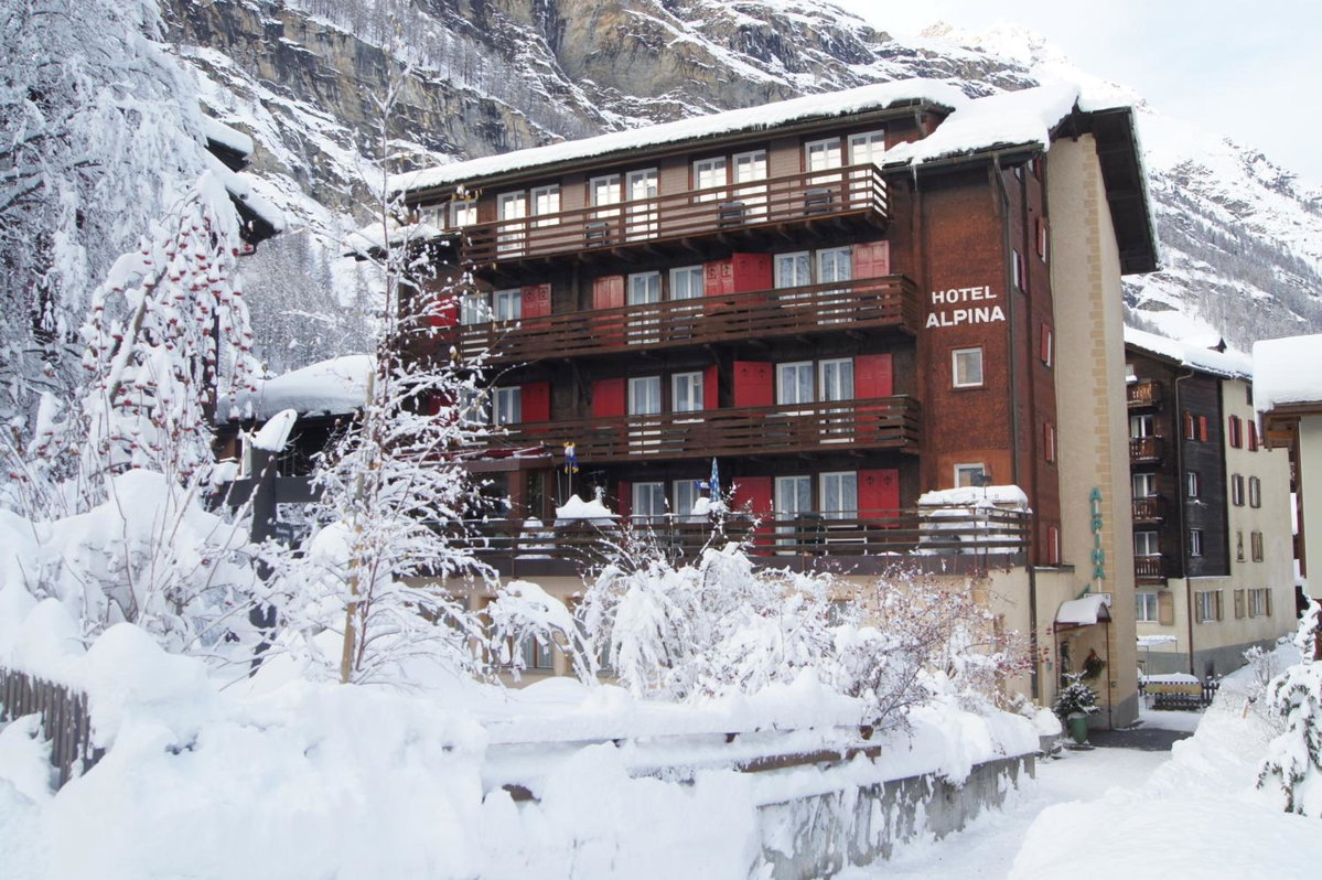 Отель · Hotel Alpina, Zermatt