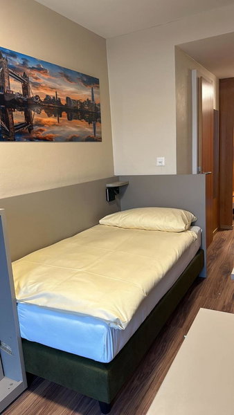 Hotel Pickwick and Pub "the room with a view", Luzern, Switzerland