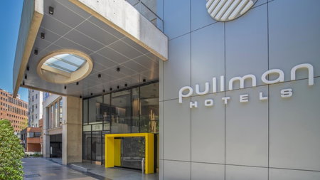 Pullman Santiago El Bosque, Villa Presidente Frei, Chile
