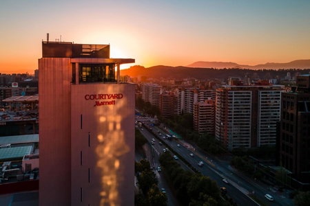 Courtyard by Marriott Santiago Las Condes, Villa Presidente Frei, Chile