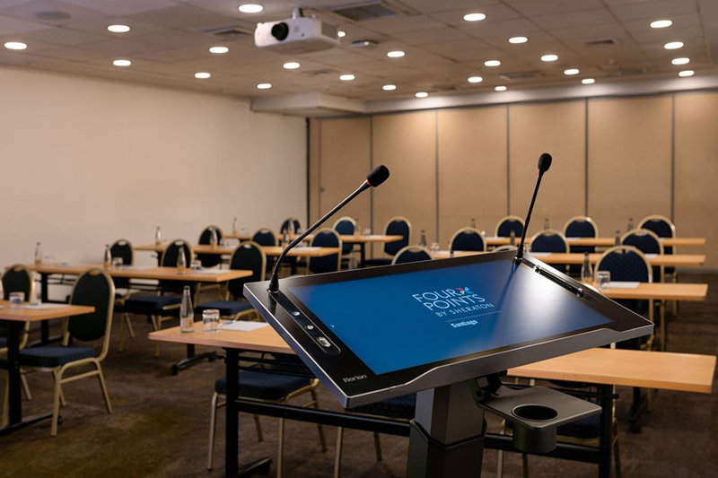 Four Points by Sheraton Santiago, Villa Presidente Frei, Chili