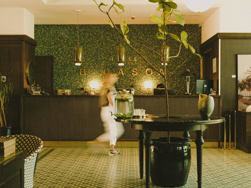 Hotel Bidasoa, Villa Presidente Frei, Chile