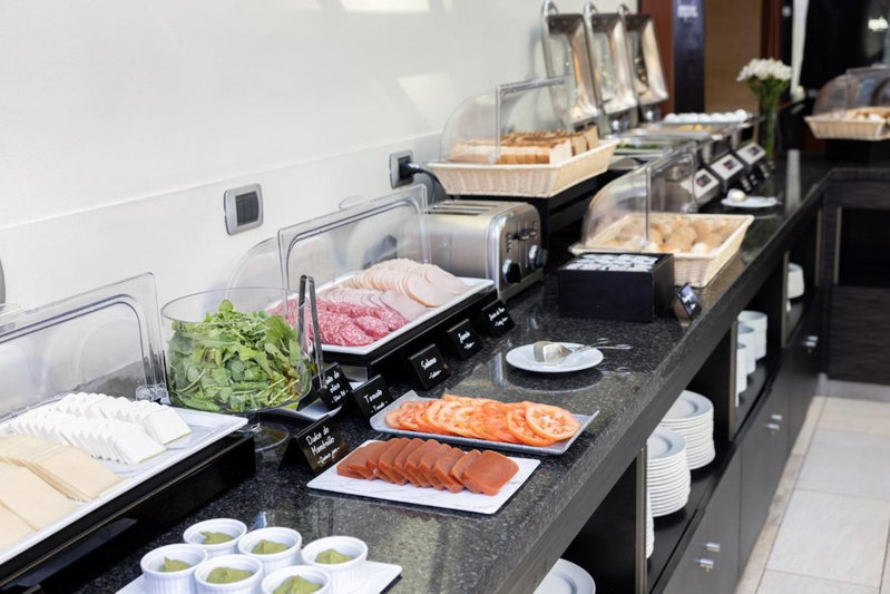 Holiday Inn Express Santiago Las Condes by IHG, Villa Presidente Frei, Chili