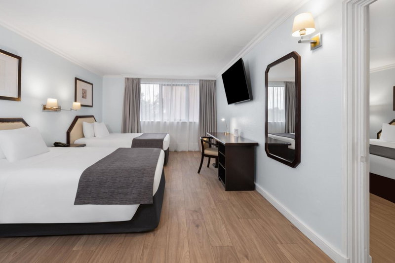 Wyndham Garden Santiago Kennedy, Villa Presidente Frei, Чили